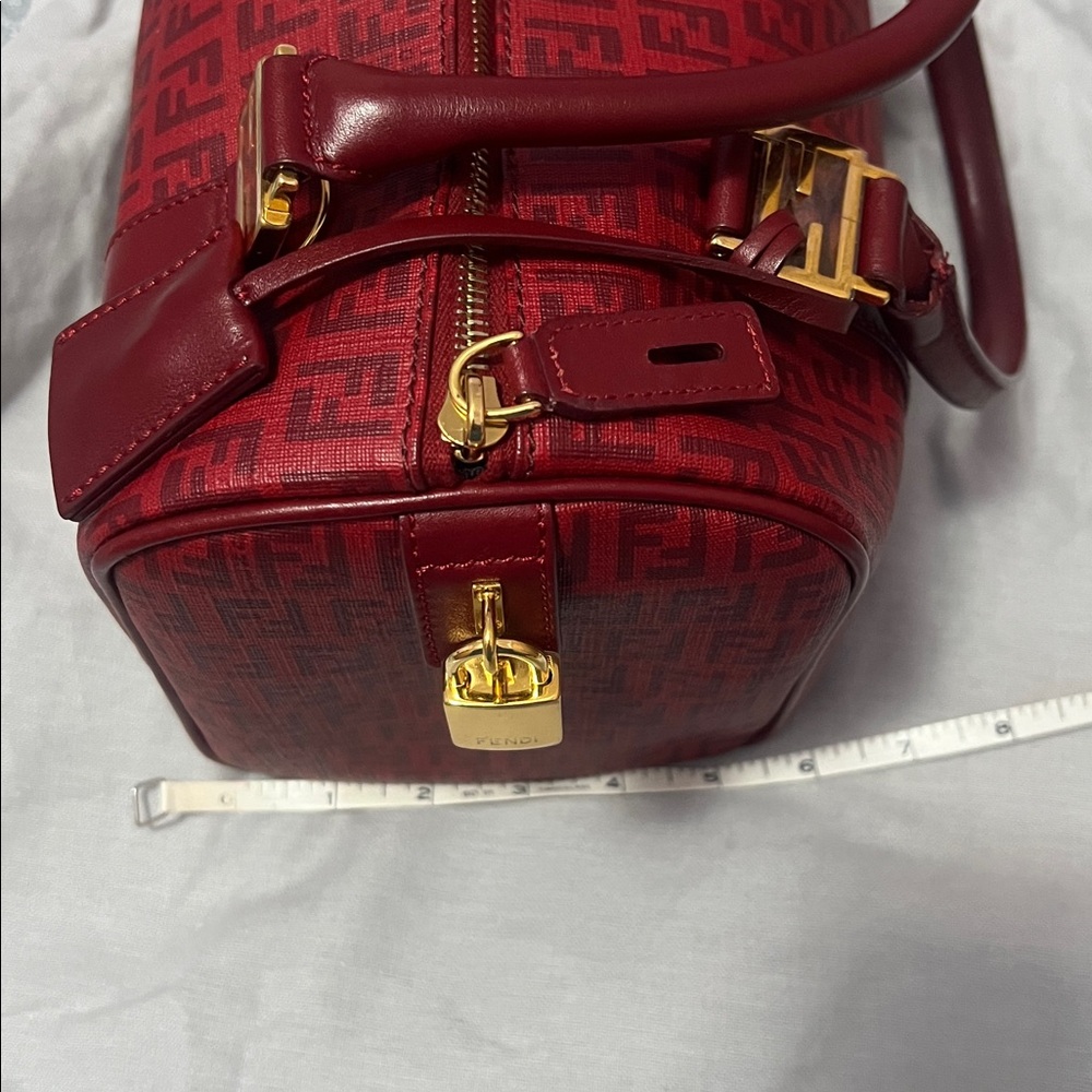 Fendi Red Handbag with Gold Hardware & dust bag - Picture 13 of 15